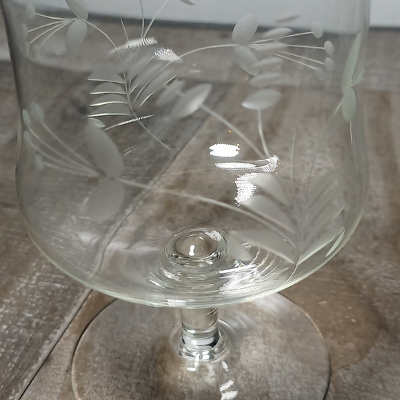 Vintage Hand Blown Floral Etched Stemware Drinks or Dessert Made Poland - Picture 5 of 7